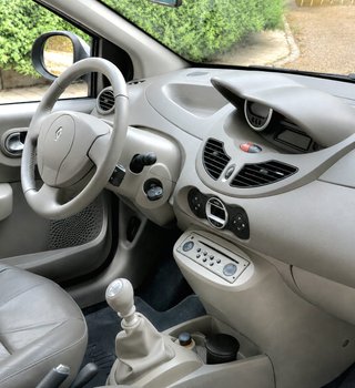 RENAULT TWINGO 1.2i 16v 75cv INITIALE PARIS!!!