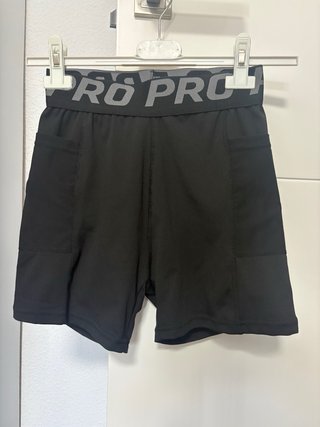 Conjunto deportivo top y shorts