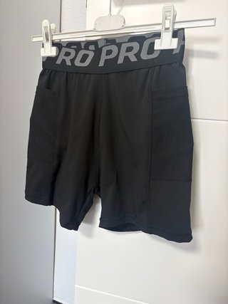 Conjunto deportivo top y shorts