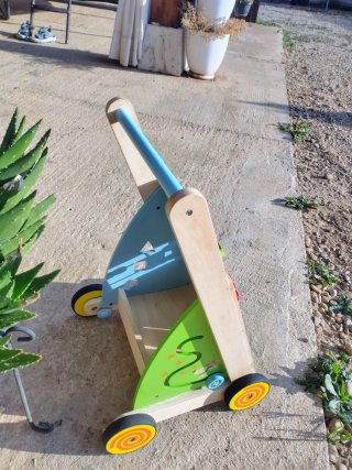 Correpasillos madera multiactividad