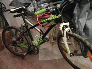 Bicicleta Giant niño 10-14 años semi-nueva