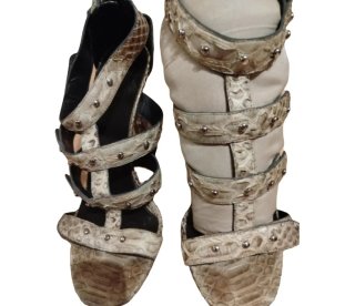 Sandalias Gucci Piel Beige y Dorado