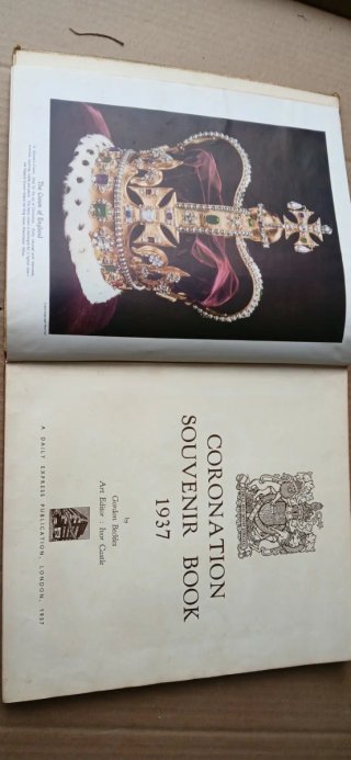 Libro álbum coronación Jorge VI Gran Bretaña 1937.