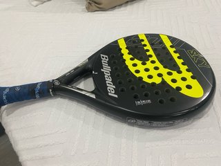 Raqueta Bullpadel Sky