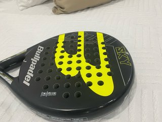 Raqueta Bullpadel Sky