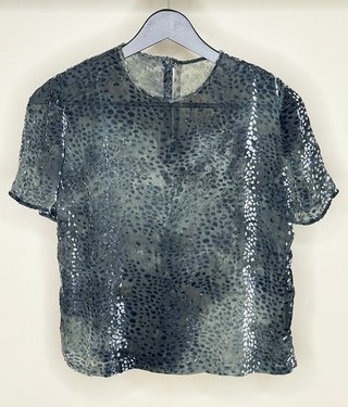 Top estampado elegante