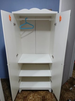 Armario infantil blanco Ikea en muy buen estado