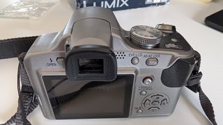 Cámara Panasonic Lumix DMC-FZ18