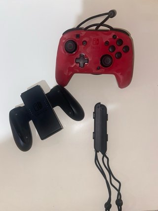 Nintendo Switch + Mario Kart 8 Deluxe + Splatoon 2