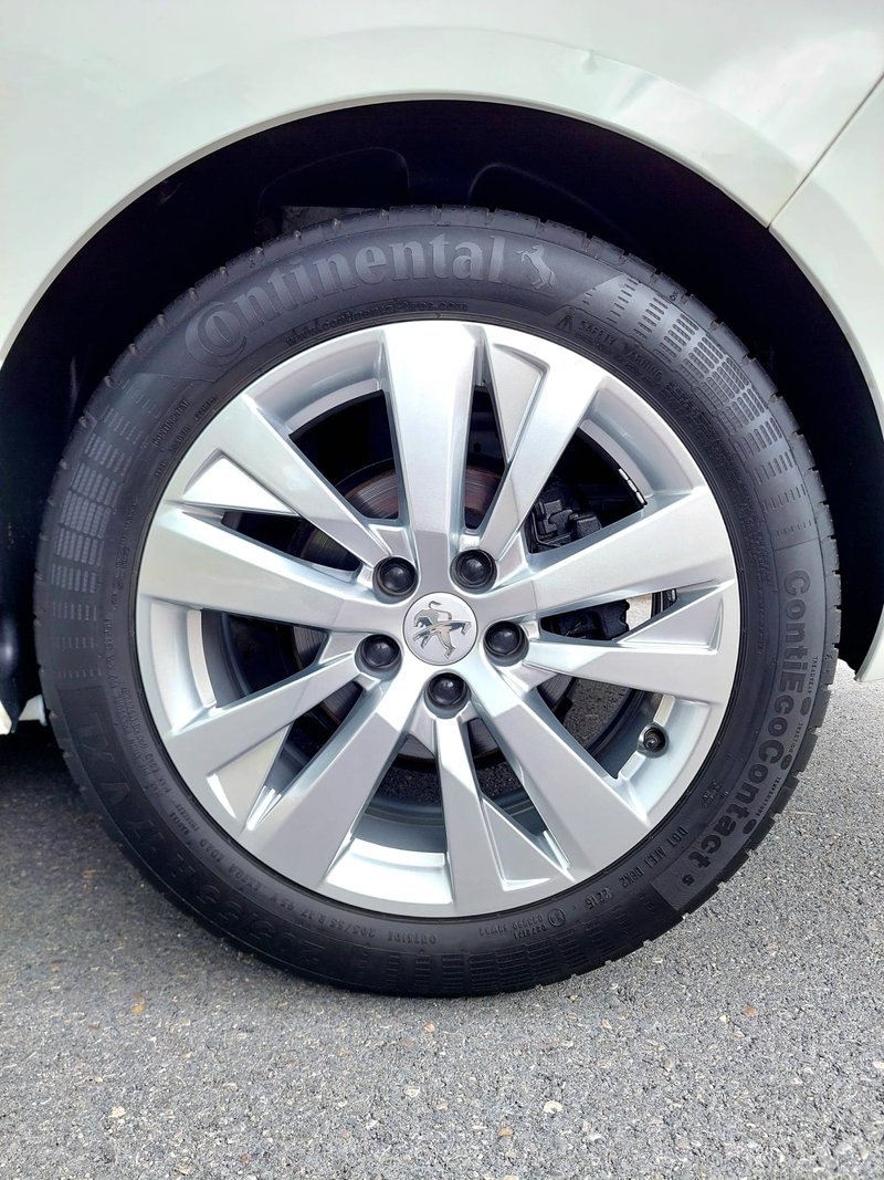 Peugeot 308 2021, foto 24
