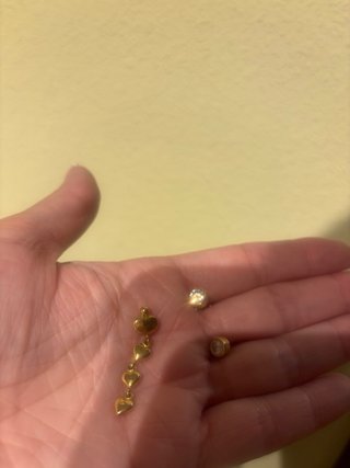 Pendientes y colgante de oro