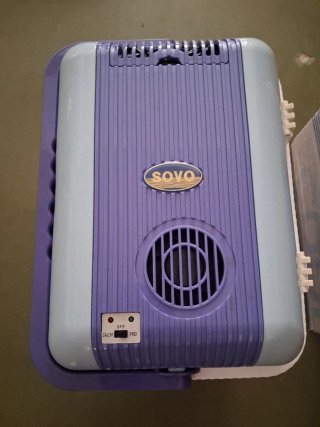 Nevera termoeléctrica SOVO 25L para coche