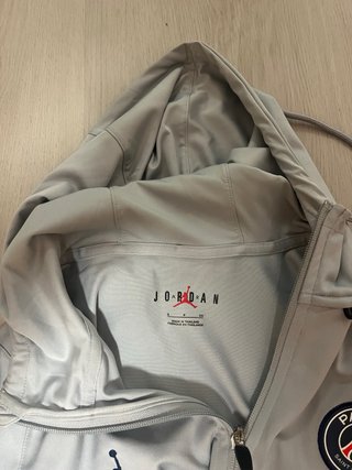 Chaqueta Jordan PSG Gris