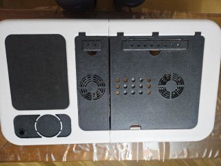 Mesa portátil con ventiladores