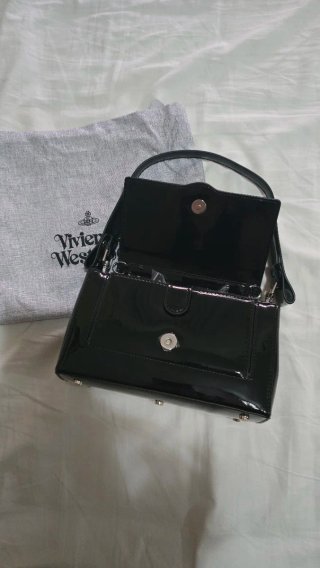 Bolso Vivienne Westwood Negro Charol Y2K