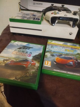 Xbox One con 2 juegos + 1 regalo