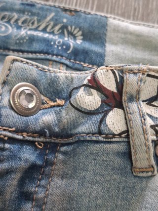 Shorts vaqueros pintados Koroshi