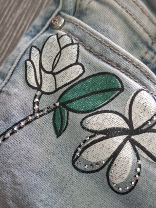 Shorts vaqueros pintados Koroshi