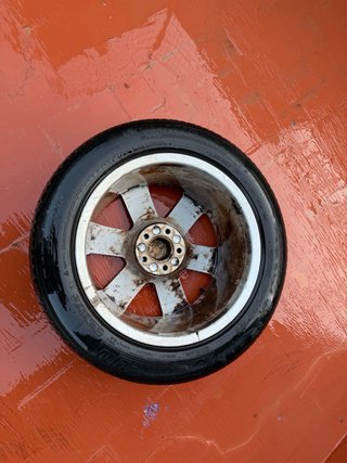 Llanta Audi 225/60R17
