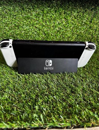 Nintendo Switch OLED + 30 Juegos