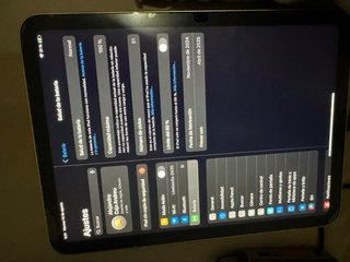 Apple iPad 11ª Gen amarillo