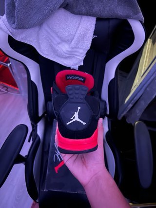 Jordan 4 Black Red