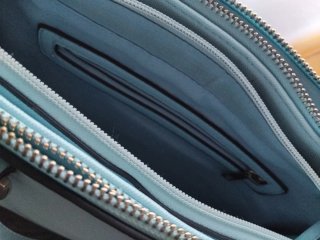 Bolso azul claro