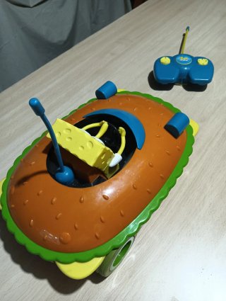 Bob Esponja Coche Hamburguesa RC