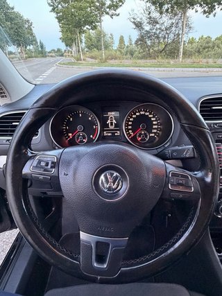 Volkswagen Golf 2010   2.0 TDI   140 CV