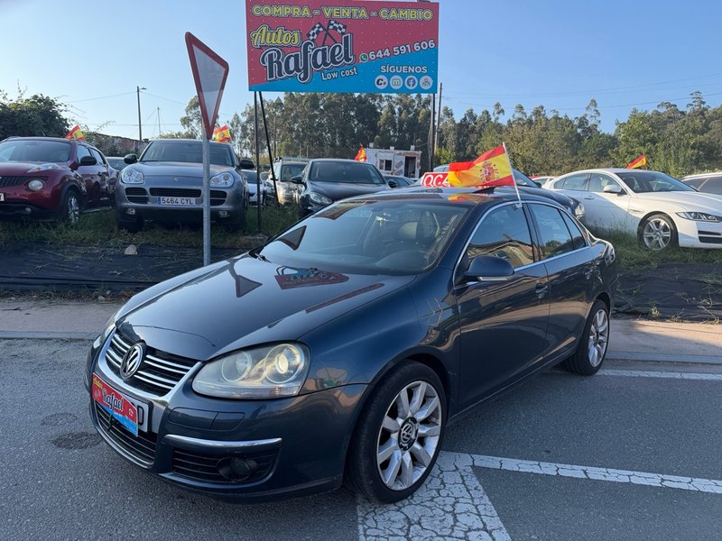 VOLKSWAGEN JETTA TDI *TECHO+NAVI+XENÒN* - foto 1