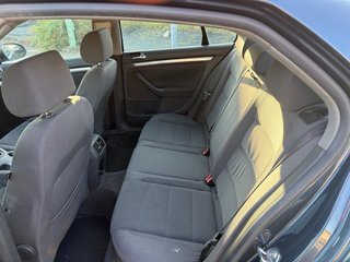 VOLKSWAGEN JETTA TDI *TECHO+NAVI+XENÒN*