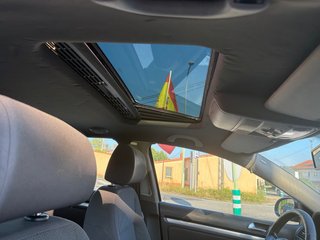 VOLKSWAGEN JETTA TDI *TECHO+NAVI+XENÒN*