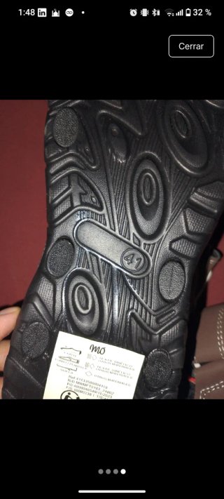 Sandalias de hombre marrones y negras