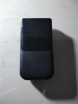 Nokia 2720 Flip