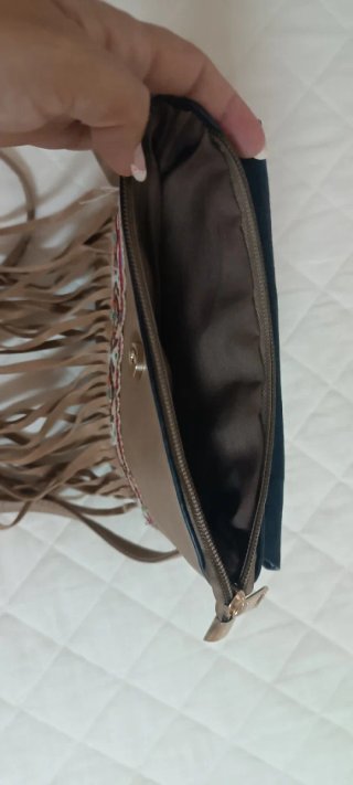 Bolso cruzado marrón con flecos