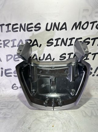 Tapa maletero Piaggio X Evo 125