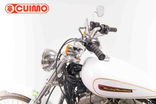 HARLEY DAVIDSON SPORTSTER 883