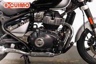 ROYAL ENFIELD SUPER METEOR 650