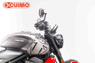 TRIUMPH TRIDENT 660