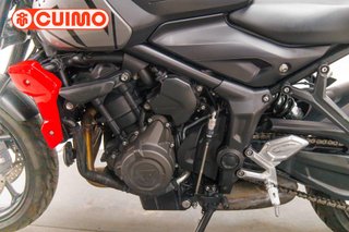 TRIUMPH TRIDENT 660