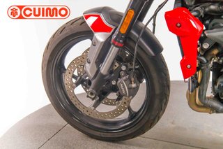 TRIUMPH TRIDENT 660