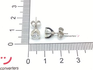 pendientes oro 18k con diamante de laboratorio