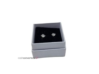 pendientes oro 18k con diamante de laboratorio