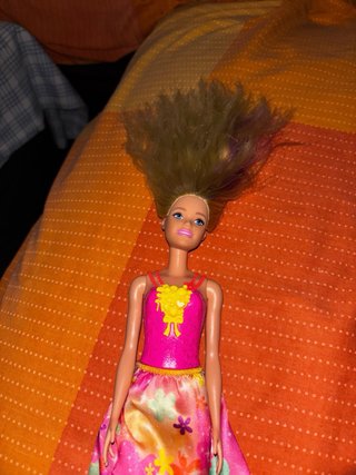 Muñeca Barbie Vestido Flores