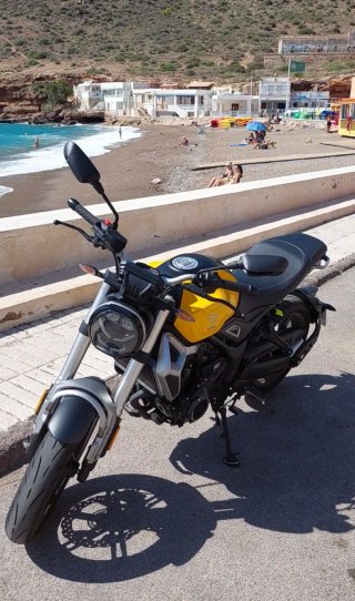 Voge 350 AC 2023 • Moto Carnet A2 • 5.900 km