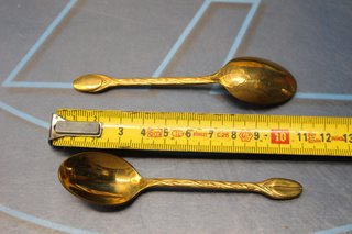 Antica scatola da 12 cucchiaini da caffè placcati in oro