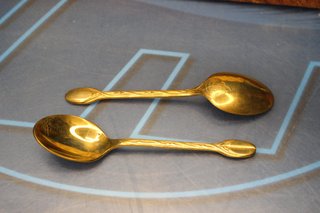 Antica scatola da 12 cucchiaini da caffè placcati in oro