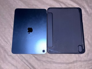 iPad 10ª Gen Azul + Funda y Caja