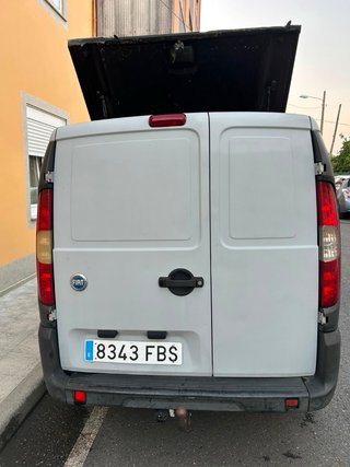 Furgoneta FIAT Dobló