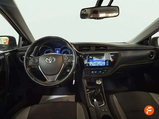 Toyota Auris 1.2 120T Active